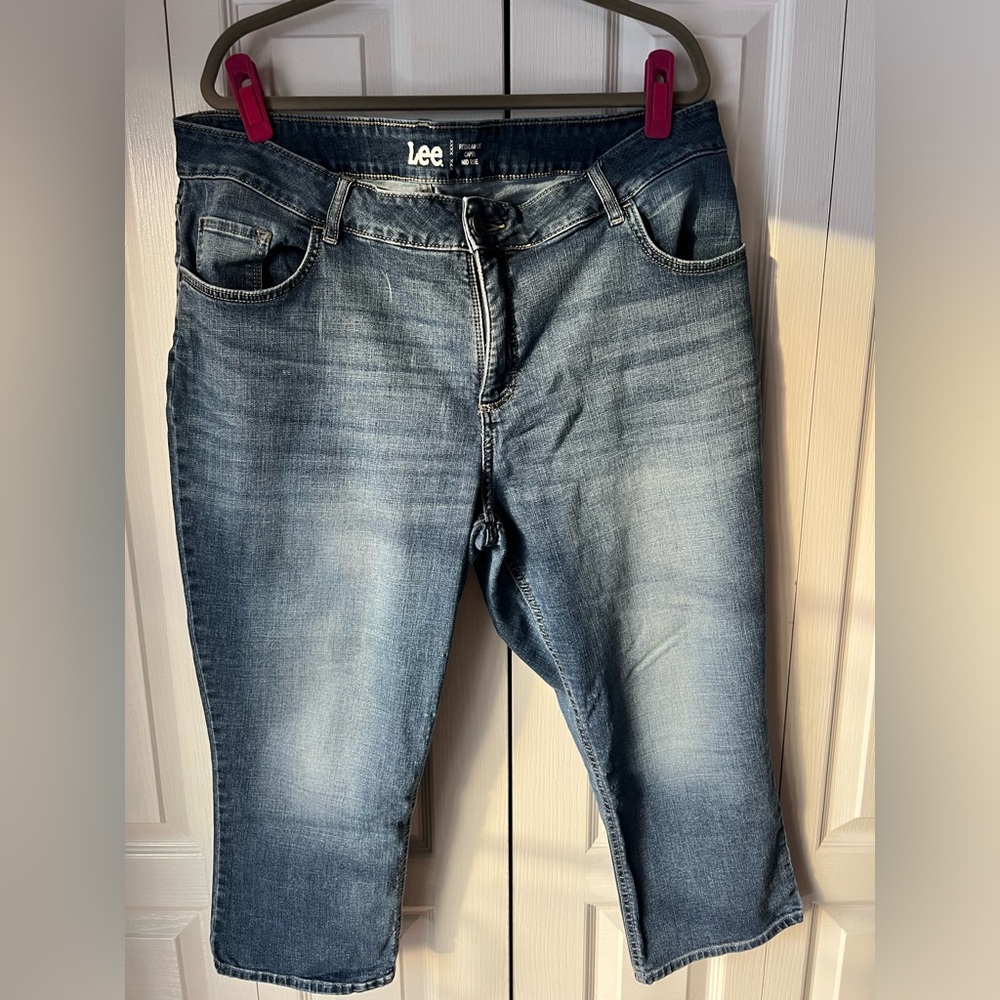 LEE Plus size capri style jeans